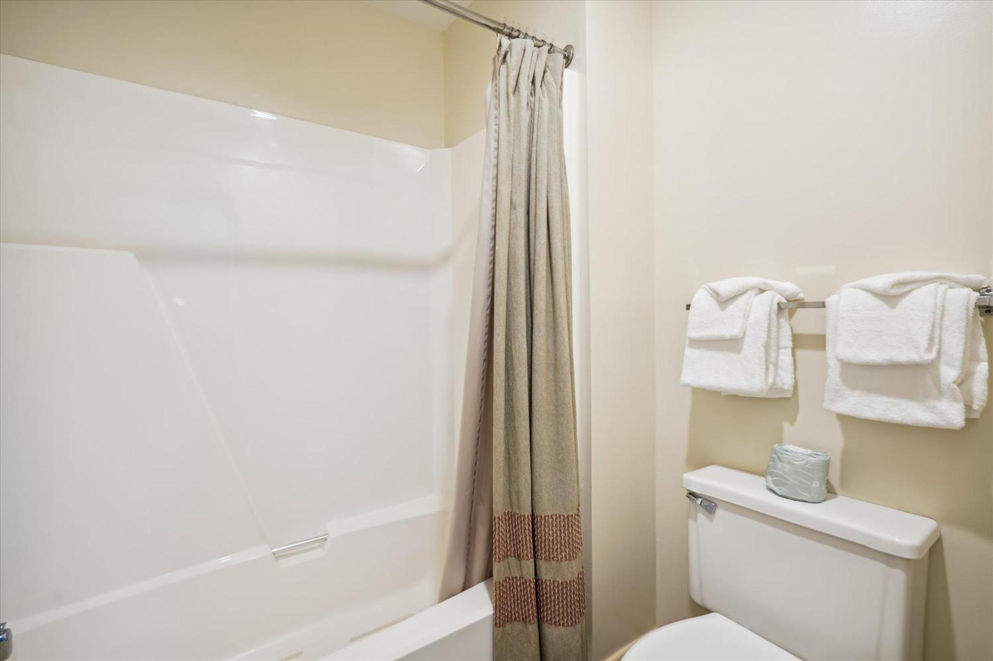Cedarbrook Deluxe Two Bedroom Suite With Outdoor Heated Pool 21202 Киллингтон Экстерьер фото
