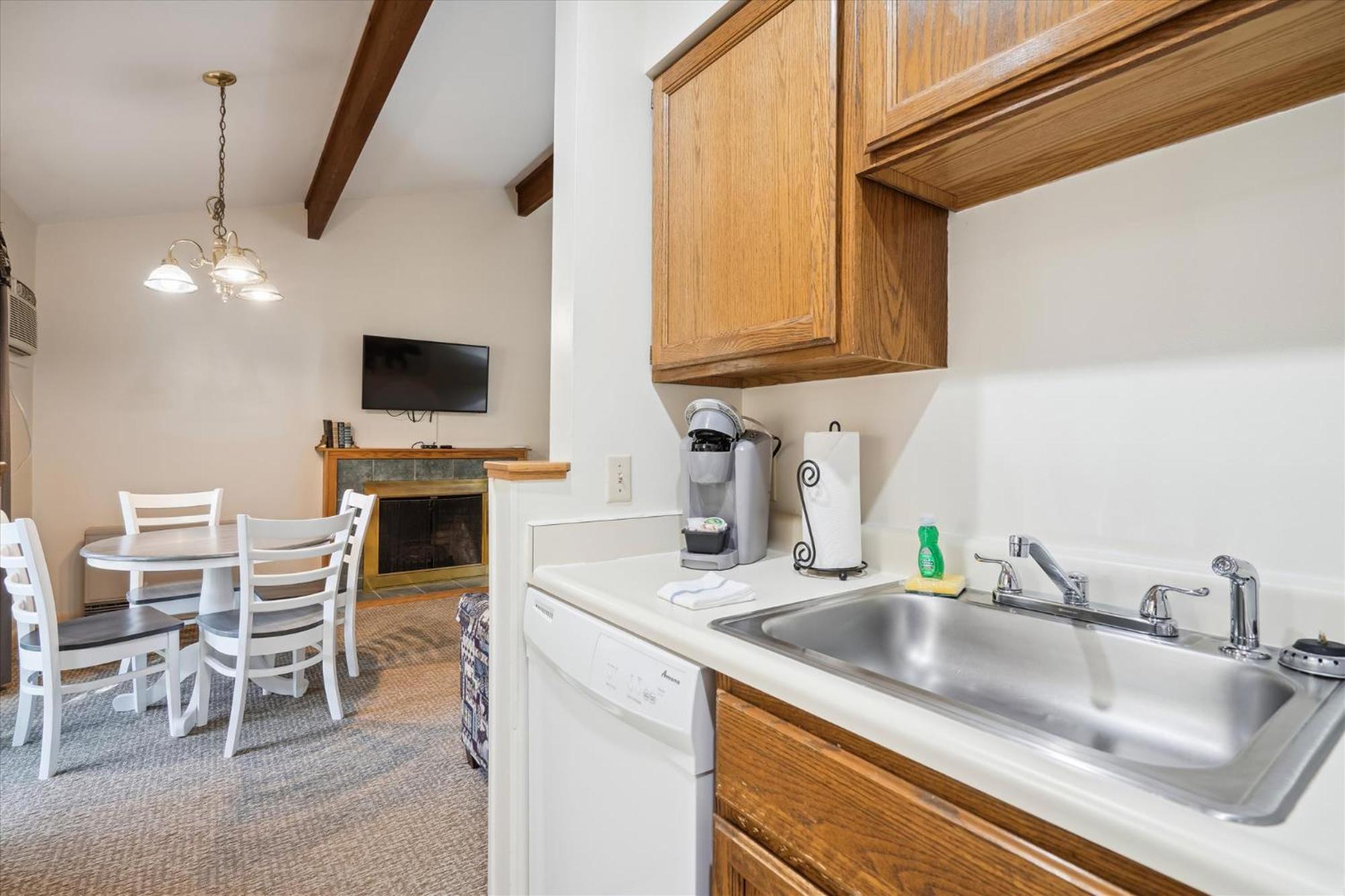 Cedarbrook Deluxe Two Bedroom Suite With Outdoor Heated Pool 21202 Киллингтон Экстерьер фото